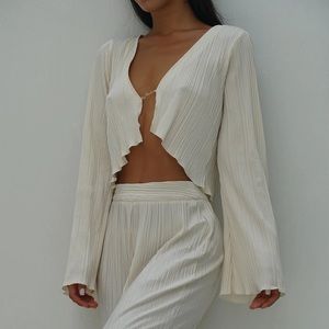 Meshki crinkle flare sleeve top